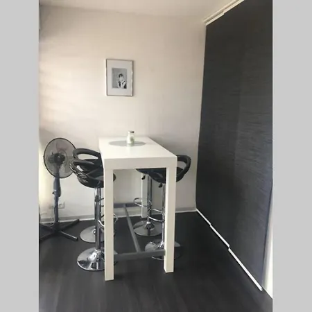 Apartment Climatise Vue Et Port *